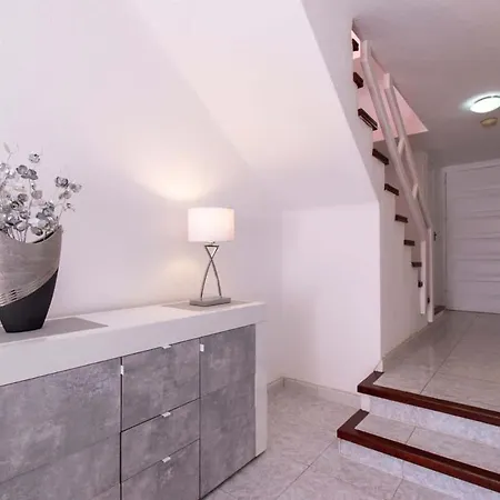 Parque Santiago Ii 131 - One Bed Duplex With Pool Views Apartmán